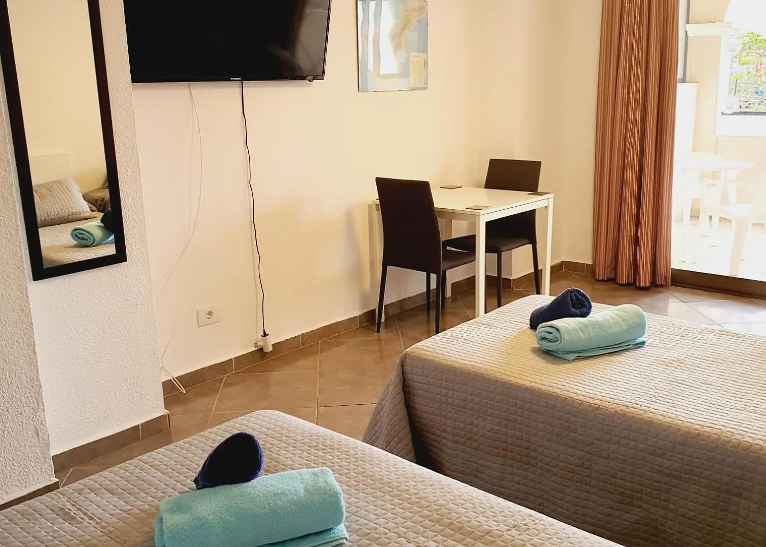 Bright Studio With Pool & Garden View Ref C014 Los Cristianos  0*, Los Cristianos (Tenerife)