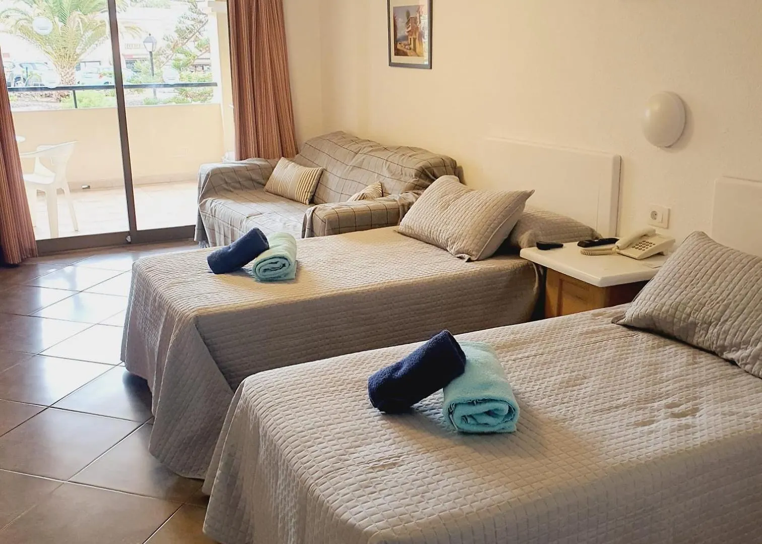 Appartamento Bright Studio With Pool & Garden View Ref C014 Los Cristianos  Spagna